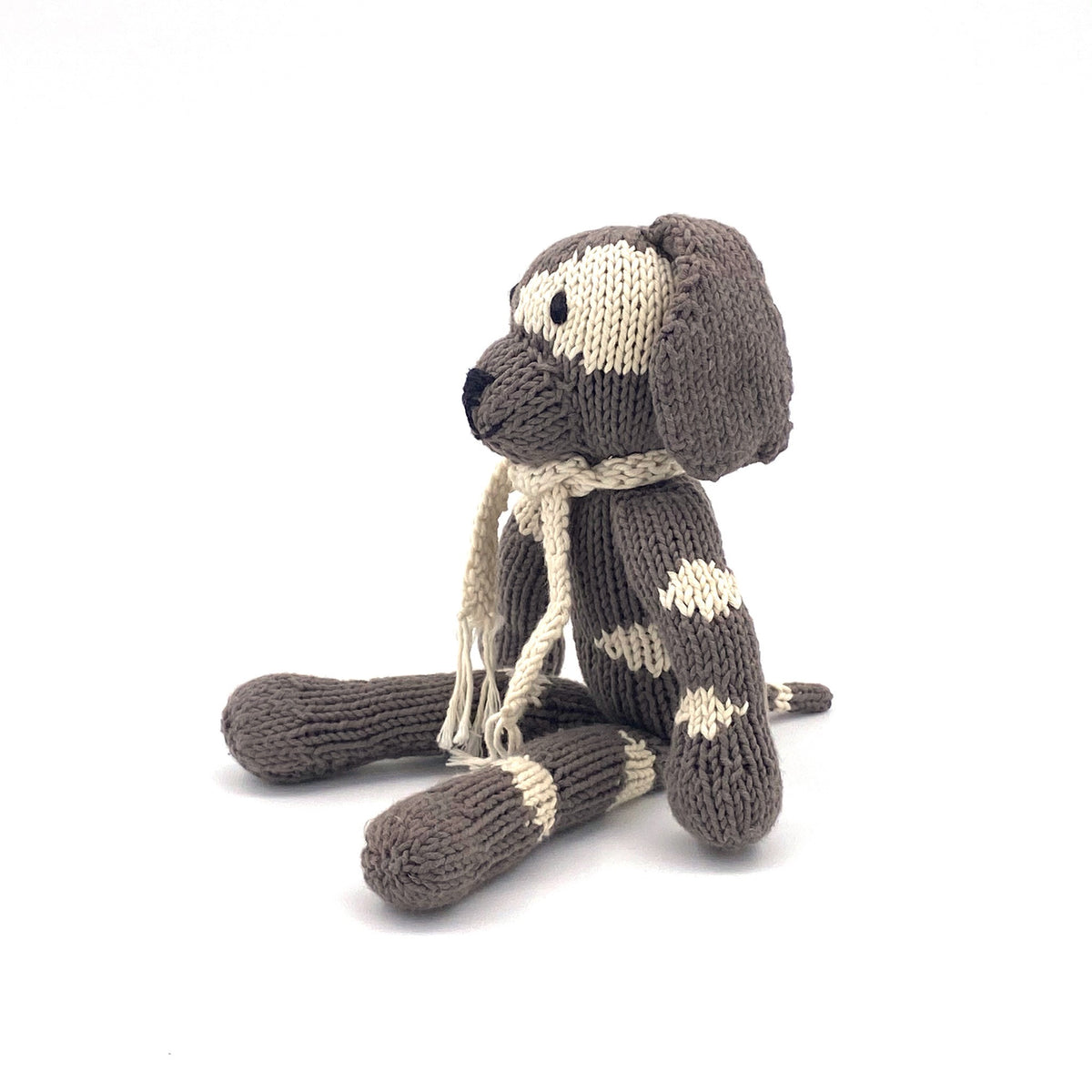 kuscheltiere,bio,baumwolle,madeinkenya,fairtrade,spider,hund,grau,bio-baumwolle,madeinkenia,handgestrickt,stofftiere,kind,kinder,spielzeuge,geschenke,organic,madeinafrica,handgemacht,handmade,frauenprojekt,community-project,aidbytrade,products-with-a-story,empowerment-durch-handel,fair-produziert,organic-cotton,stricktier,grey,nachhaltig,geburtstagsgeschenk,kikoy,geschenkidee